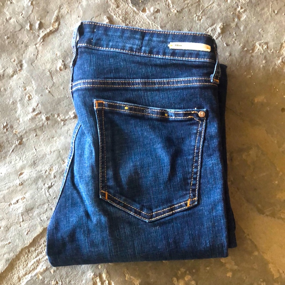Dark jeans gold stitching